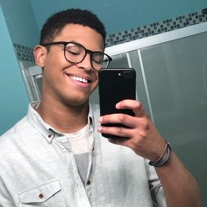 Meet your Posher, Dylan